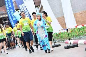 BIB: 231832, 6006
                            <button type="button" onclick="openModal(21897775)" class="btn btn-primary btn-sm float-right btn-popup" data-toggle="modal" data-target=".modal-high-quality">
                        <i class="fas fa-shopping-cart"></i> Add to Cart
                    </button>
                                            <button type="button" onclick="isThisMe(21897775, true)" class="btn btn-success btn-sm float-right btn-popup btn-isme hidden" data-toggle="tooltip" data-placement="bottom" title="นี่คือรูปของคุณใช่ไหม คลิกที่นี่เพื่อเอาเข้าอัลบั้ม">
                        <i class="fas fa-plus"></i> Add to album
                    </button>
                    <button type="button" onclick="isThisMe(21897775, false)" class="btn btn-warning btn-sm float-right btn-popup btn-isnotme hidden">
                        <i class="fas fa-ban"></i> Remove from album
                    </button>